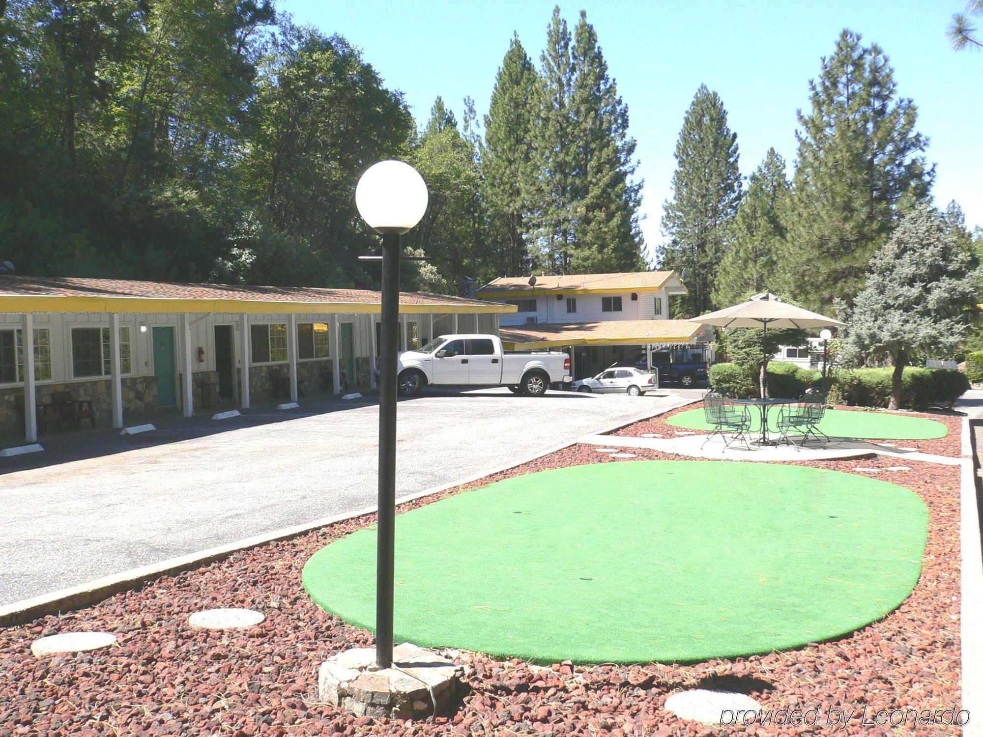Golden Chain Motel Grass Valley Exteriör bild