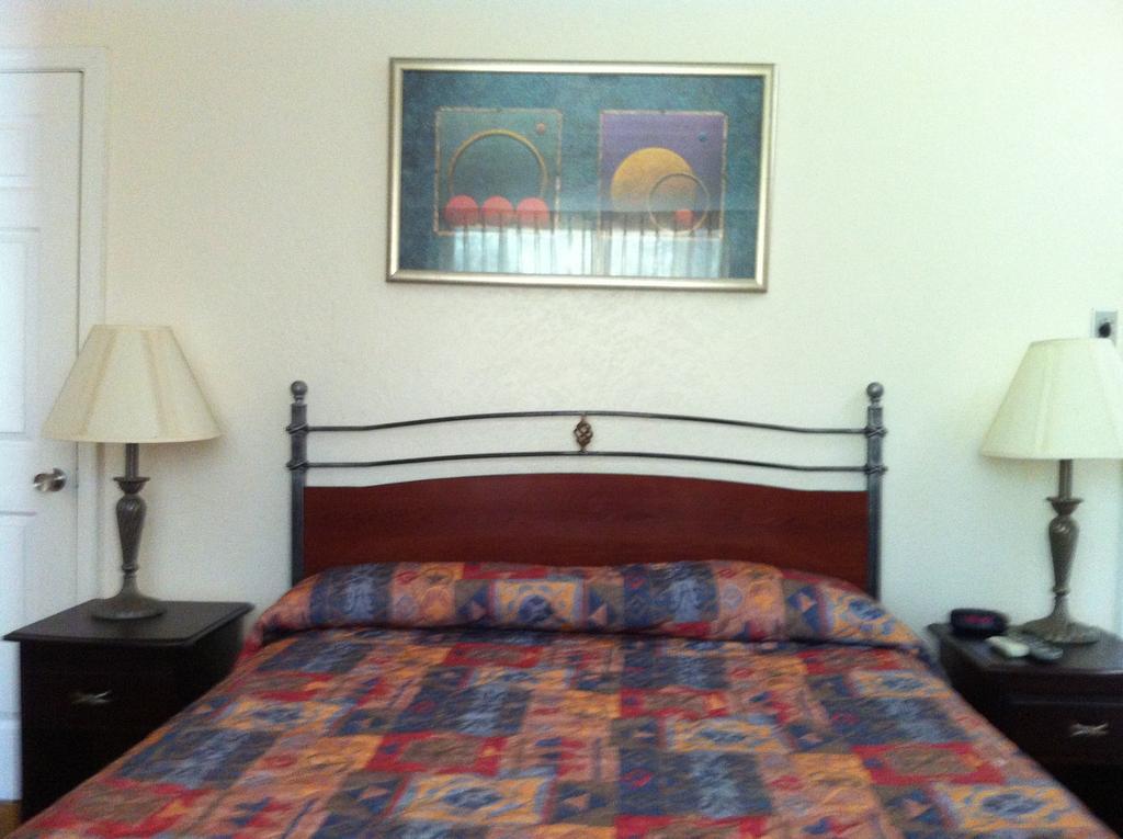Golden Chain Motel Grass Valley Rum bild